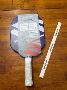 Brand New in Wrapper SELKIRK Amped Pro Air Invikta Pickleball Paddle Purple